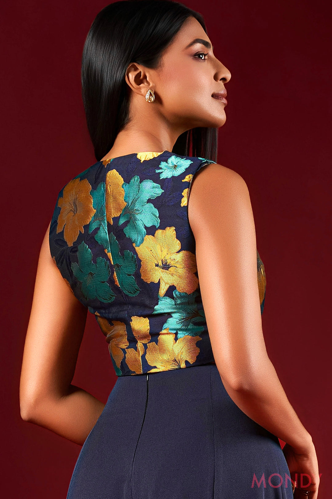 Round Neck Crop Top
