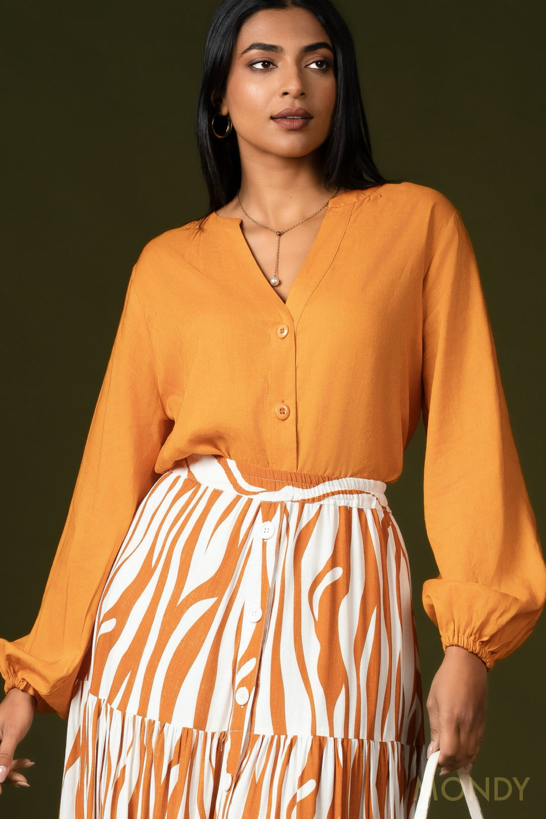Relaxed Fit Puff Sleeve Top